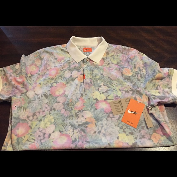 the nike polo floral